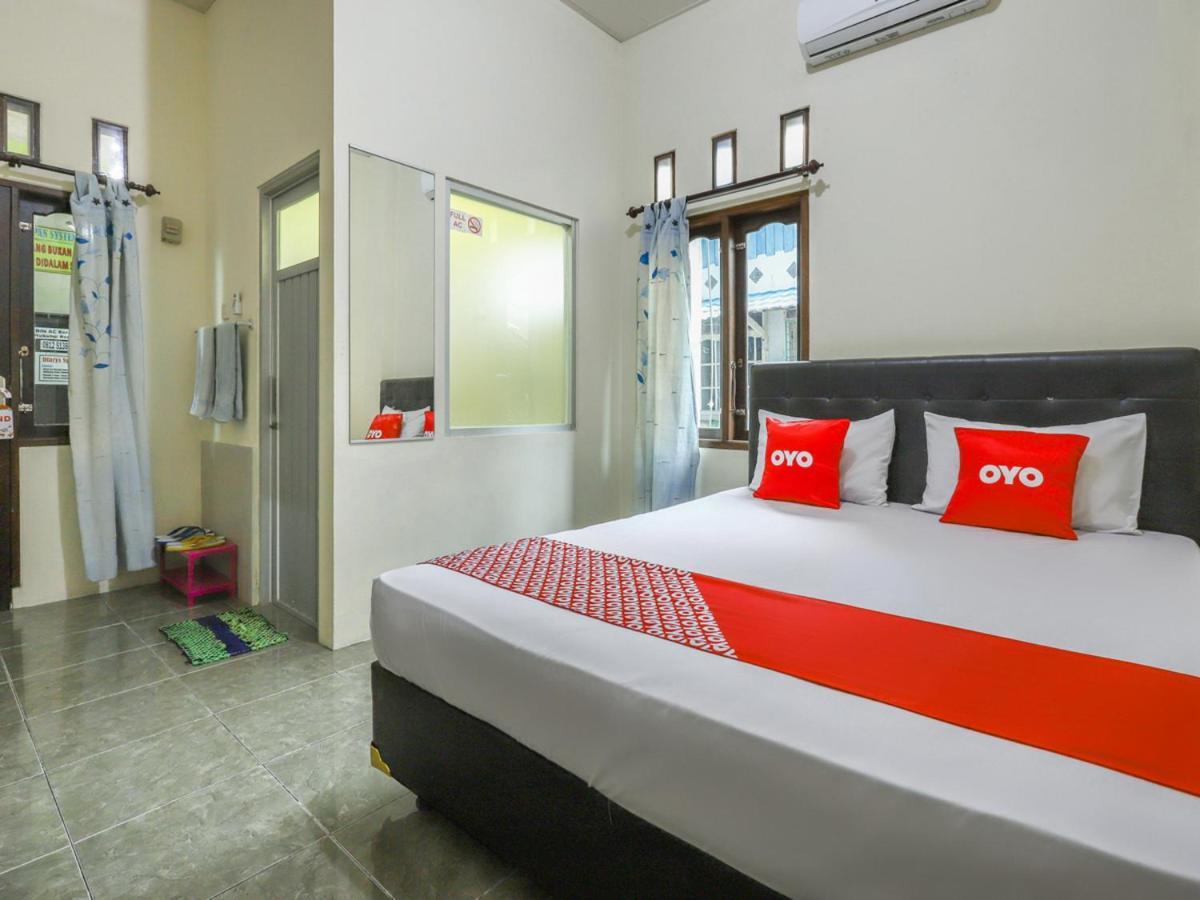 Hotel Oyo 3830 Dfarys Gh Syariah à Balikpapan  Extérieur photo