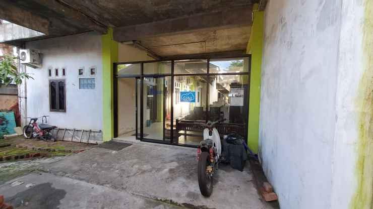 Hotel Oyo 3830 Dfarys Gh Syariah à Balikpapan  Extérieur photo